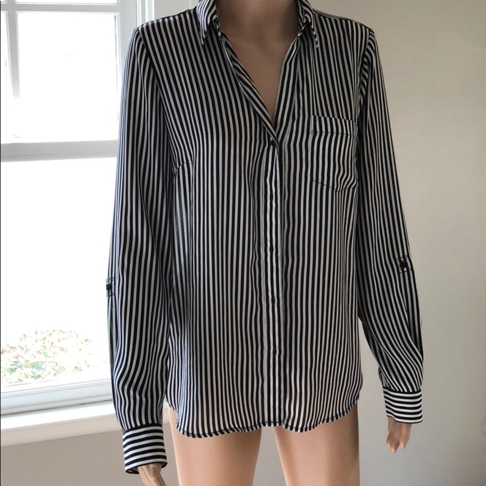 Striped blouse. Pretty straightforward.